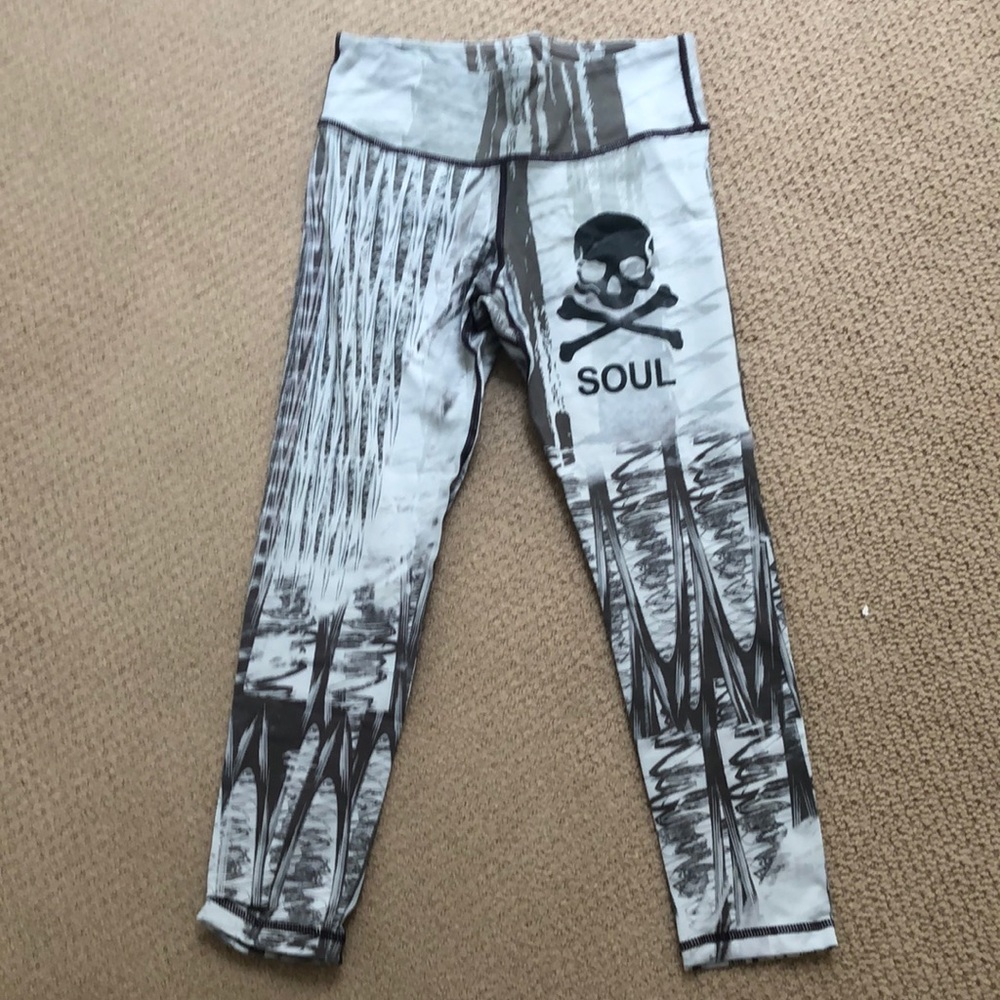 Soulcycle leggings capris size small